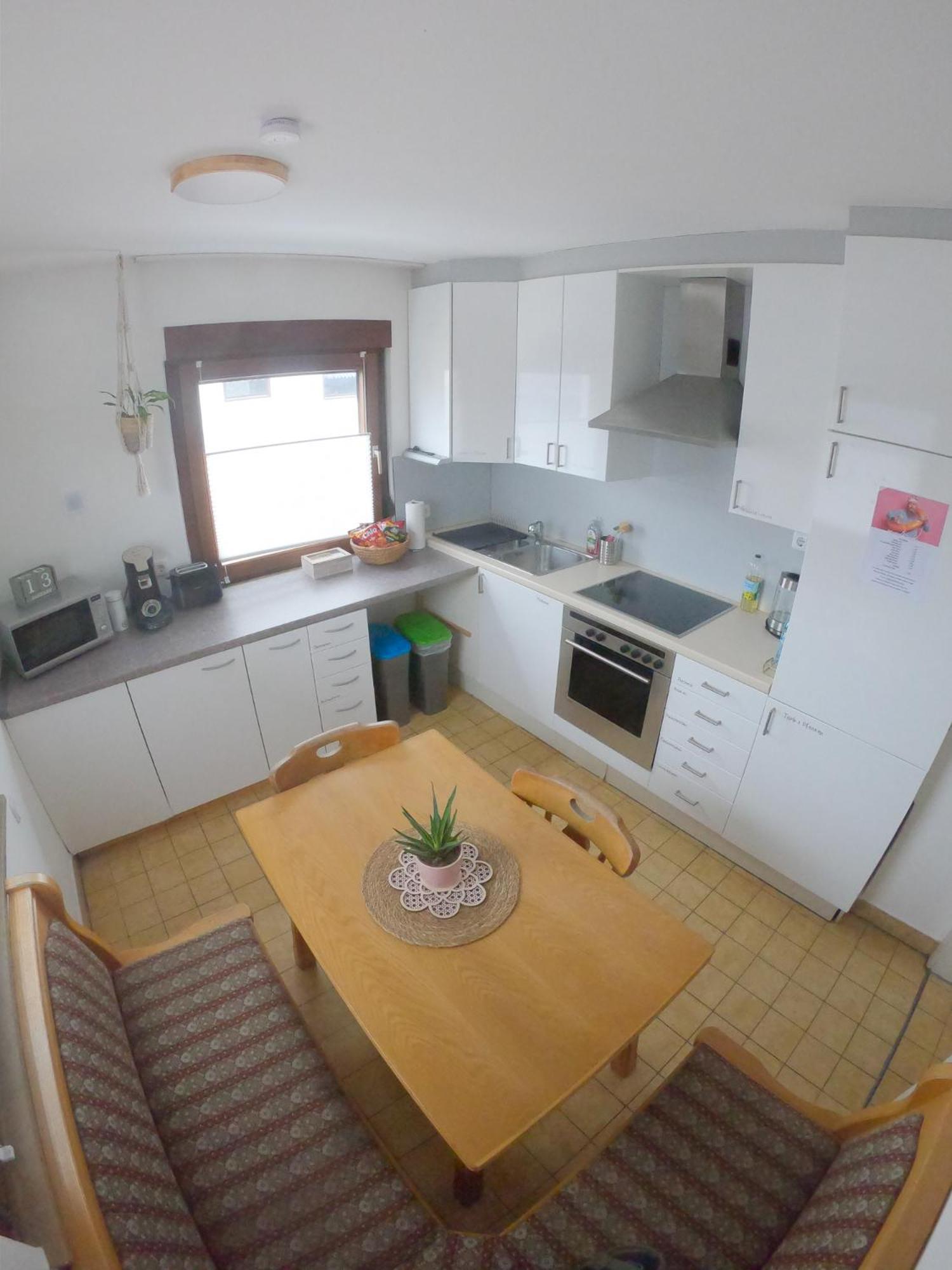 Happybnb Apartment Mit Sonniger Terrasse Lochgau Exterior foto