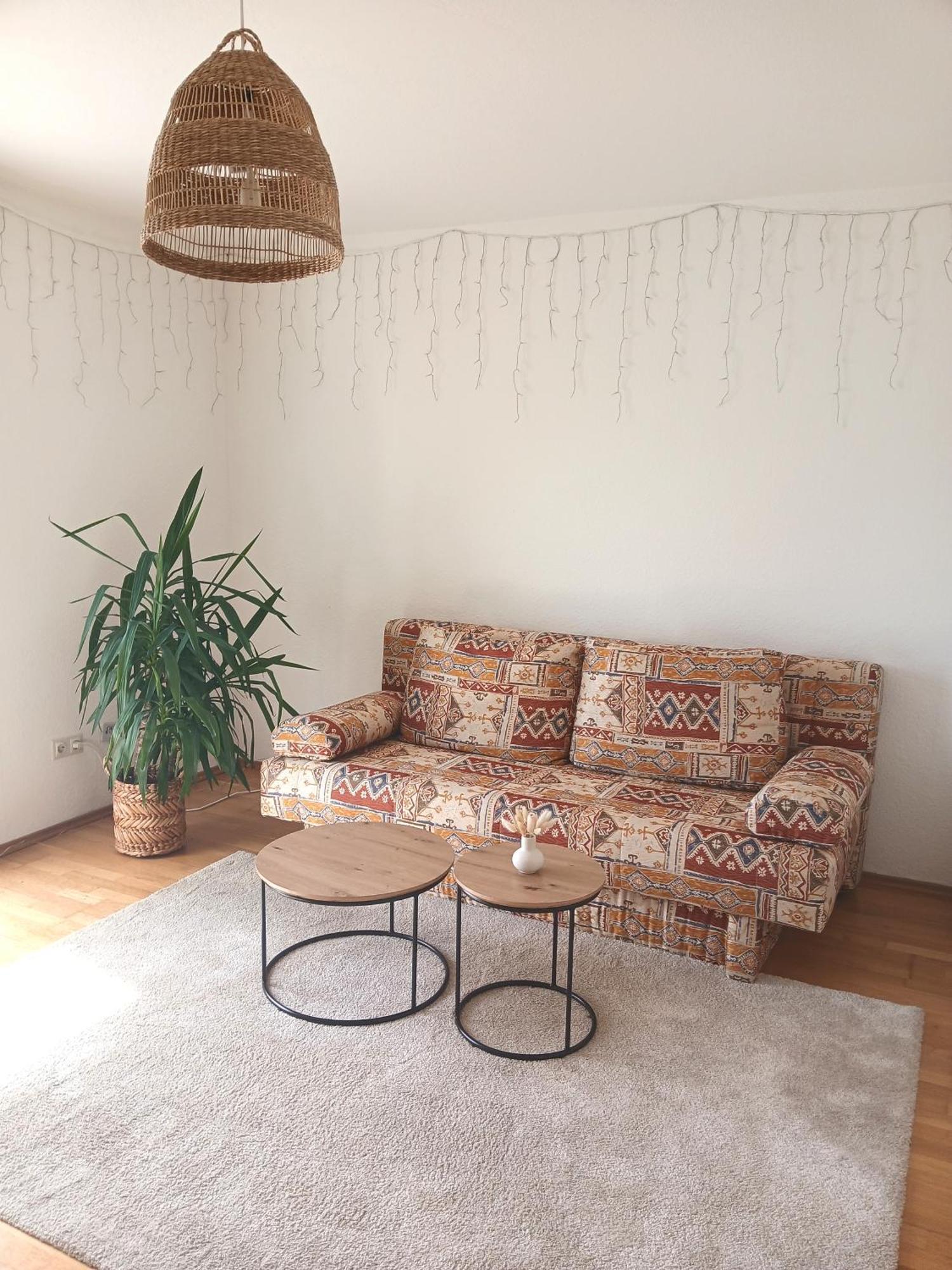 Happybnb Apartment Mit Sonniger Terrasse Lochgau Exterior foto